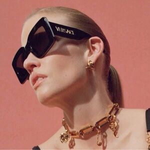 Versace Black Oversized Square Sunglasses | Made in Italy | Model 4496-U | NWOT